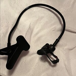 Flexible Black Phone Holder